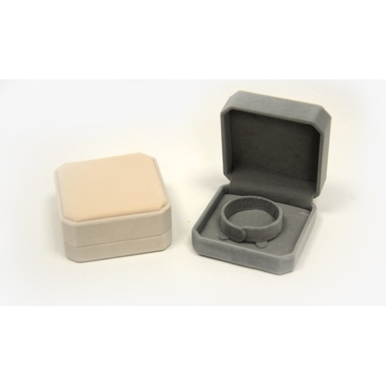 ΒΕΛΟΥΔΙΝΟ ΚΟΥΤΙ ΓΙΑ ΒΡΑΧΙΟΛΙ 9cm x 9cm x 4.5cm 0206043 ΒΕΛΟΥΔΙΝΟ ΚΟΥΤΙ ΓΙΑ ΒΡΑΧΙΟΛΙ 9cm x 9cm x 4.5cm 0206043