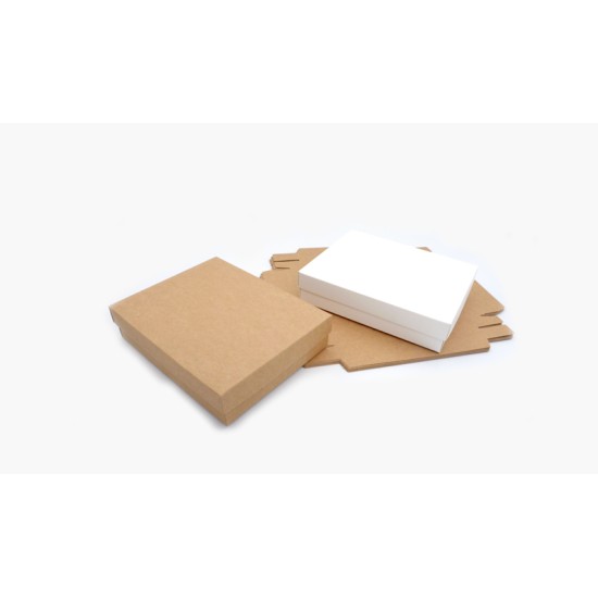 ΧΑΡΤΙΝΟ ΚΟΥΤΙ ME KAΠΑΚΙ 20cm x 16cm x 4.5cm 0402244 ΧΑΡΤΙΝΟ ΚΟΥΤΙ ME KAΠΑΚΙ 20cm x 16cm x 4.5cm 0402244